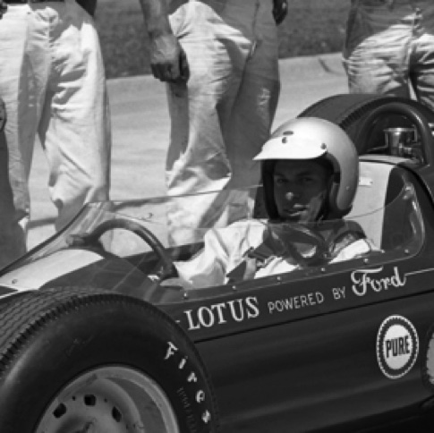 Nouveau casque, pas encore peint au bleu écosse, pendant les premiers essais...